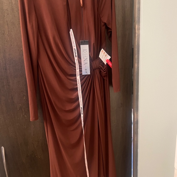 Mac Duggal Long Sleeve Keyhole Crew Neck Knot Waist Gown - Picture 7 of 7